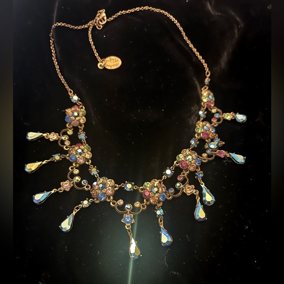 Vintage Michael Negrin necklace, brass and Aurora borealis, pristine condition. - Picture 5 of 9